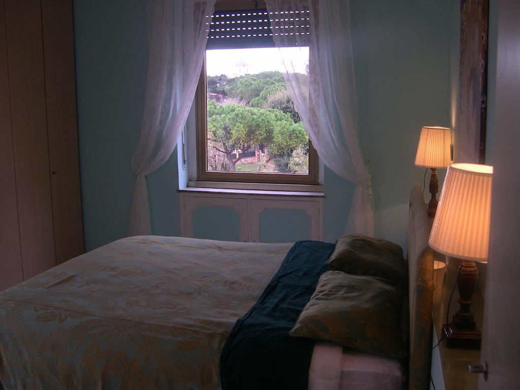 לינה וארוחת בוקר רומא Casa Garbata חדר תמונה