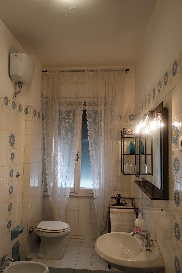לינה וארוחת בוקר רומא Casa Garbata מראה חיצוני תמונה